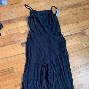 *BRAND NEW* Old Navy Black Jumpsuit